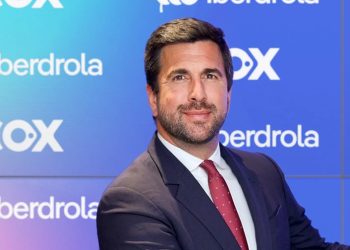 Riquelme desafía la hegemonía de Florentino Pérez y apunta a elecciones en el Real Madrid