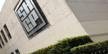 Hacienda y la UIF emitieron una guía para detectar operaciones financieras relacionadas con extorsiones