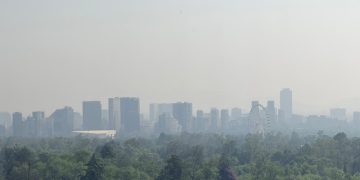 Especialistas urgen reforzar políticas para reducir la contaminación por ozono