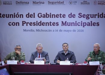 Se reúne Omar García Harfuch con alcaldes y el gobernador de Michoacán