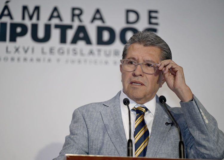 Ricardo Monreal llama a cerrar filas con Sheinbaum para defender a los migrantes mexicanos