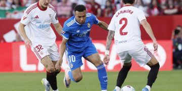 El Real Madrid, con su delantero francés Kylian Mbappé redimido al ser titular y hacer un buen partido tras la polémica con su técnico Álvaro Arbeloa, dio la cara