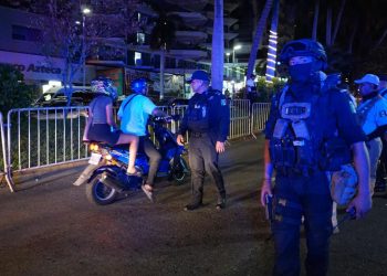 Autoridades realizaron filtros de revisión y aseguramiento de motocicletas en Acapulco