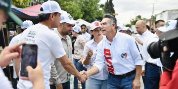 Alejandro Moreno encabezó el despliegue del PRI en apoyo a candidatos en Coahuila