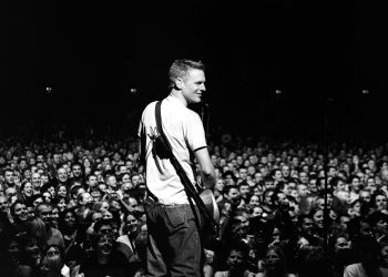 Toronto anuncia un concierto con Bryan Adams para iniciar el Mundial