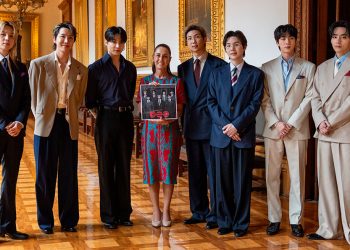 BTS anuncia video inédito de su visita al Palacio Nacional en México