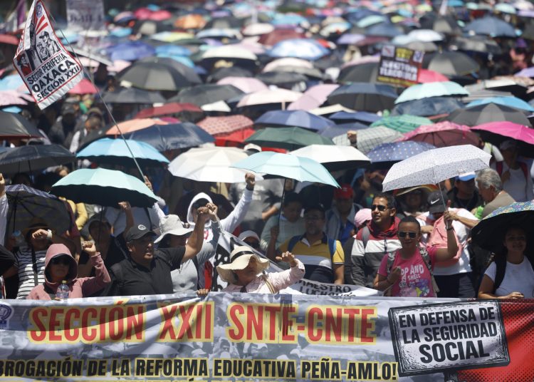 Miles Toman CDMX Exigiendo Justicia y Salarios Dignos