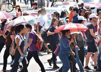 La onda de calor continuará en gran parte de México durante este sábado