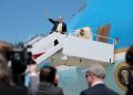 Trump llega a China para reunirse con Xi Jinping en medio de tensiones comerciales y tecnológicas