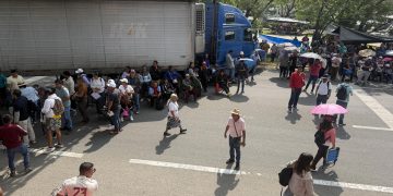 Oaxaca: Fiscalía abre investigación por disparos en manifestación de maestros de la CNTE