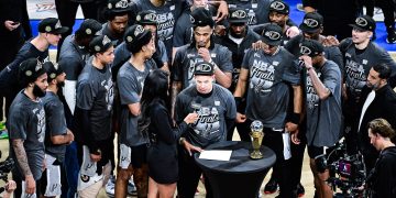 Los San Antonio Spurs triunfaron este sábado por 111-103 en el campo de los Oklahoma City Thunder en el séptimo y decisivo partido de las finales del Oeste