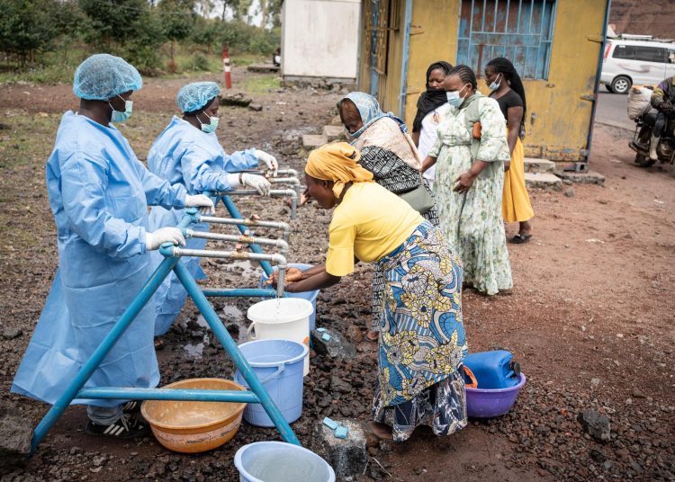 La OMS elevó a “muy alto” el riesgo por la epidemia de ébola en África