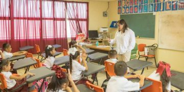 La CNDH advirtió sobre afectaciones a la niñez por el recorte del ciclo escolar