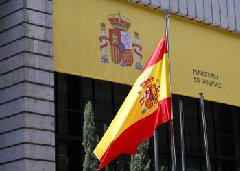 Autoridades evalúan la evacuación de casos sintomáticos por hantavirus
