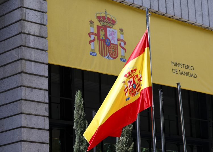 Autoridades evalúan la evacuación de casos sintomáticos por hantavirus