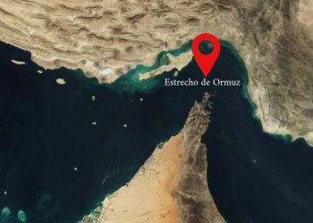 Emiratos Árabes denuncia ataque con drones a petrolero en el estrecho de Ormuz