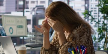 El estrés laboral y la salud mental impactan cada vez más a las organizaciones
