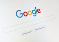 Google busca mayor transparencia en la era de la inteligencia artificial generativa
