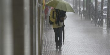 SMN alerta por lluvias intensas y vientos fuertes este jueves