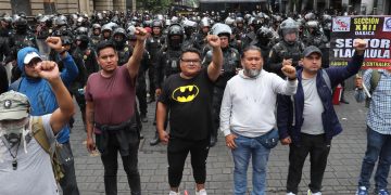“Estimamos una afectación de 40 millones de pesos diarios a comercios del Centro Histórico por plantón de la CNTE”: Canaco CDMX