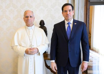 El secretario de Estado de EE.UU. destacó la sólida relación bilateral tras reunirse con León XIV