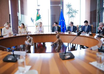 Roberto Velasco y Kaja Kallas sostuvieron una reunión durante la VIII Cumbre México-Unión Europea