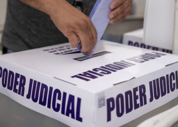 La reforma contempla reducir candidaturas y reorganizar el sistema de votación judicial