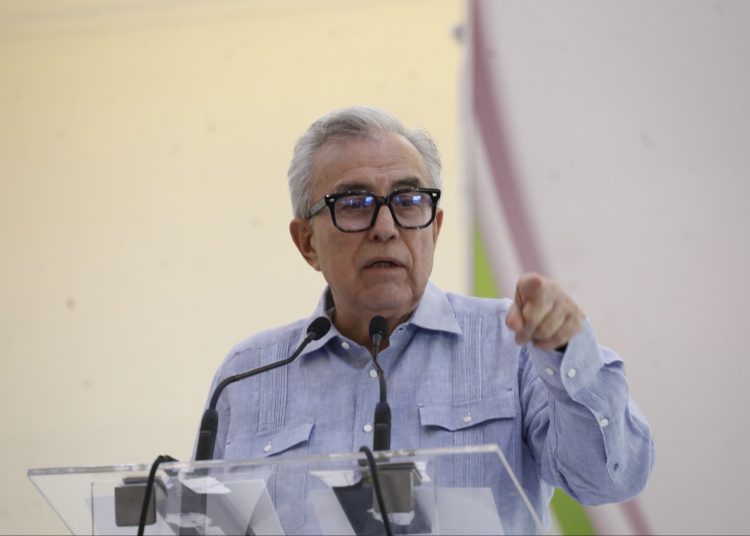 El gobernador con licencia de Sinaloa aseguró que comparecerá “con la frente en alto”