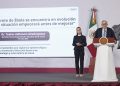 La Secretaría de Salud reforzará la revisión de pasajeros ante la alerta internacional por ébola