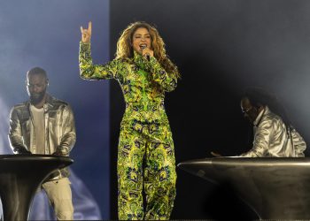 Shakira hizo historia con un concierto gratuito en la playa de Copacabana