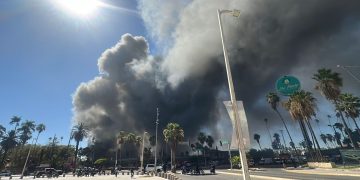 Autoridades continúan las investigaciones para determinar las causas del incendio en Los Mochis