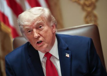 Donald Trump descarta acuerdo con Irán sobre el estrecho de Ormuz