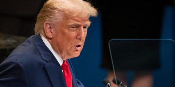 Donald Trump rechaza críticas y afirma que su plan de paz con Irán aborda armas nucleares