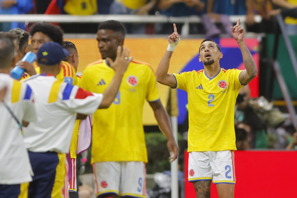 Colombia se impone y complica el pase de Republica del Congo