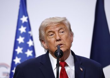 Trump dice que posiblemente renueve el T-MEC pero preferiría no tener el acuerdo