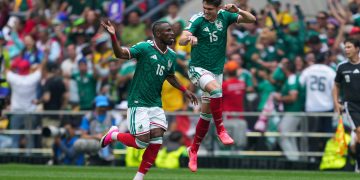 Julián Quiñones marca el primer gol del Mundial en el minuto 9 para México