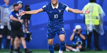 Francia se clasificó este lunes para la fase de las 32 mejores selecciones del Mundial con un triunfo por 3-0 sobre Irak en la segunda fecha del Grupo I.