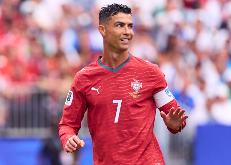 Dos goles de Cristiano Ronaldo, el 1-0 en el minuto 6 y el 3-0 en el 39; uno de Nuno Mendes, que marcó el 2-0 en el 17, otro en propia puerta