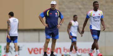 Néstor Lorenzo recuerda que Colombia necesita alegrías