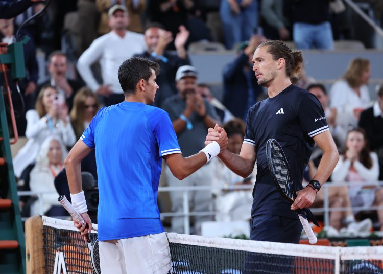 El alemán Alexander Zverev fue una montaña demasiado alta para el español Rafael Jódar, que a sus 19 años tocó techo en los cuartos de final de Roland Garros, en los que no pudo con el número 3