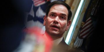 Cárteles mexicanos ya usan drones y podrían dirigirlos contra intereses de EE.UU., advierte Rubio