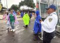 SSPC orienta a aficionados que se dirigen al encuentro Colombia vs Uzbekistán en el Estadio Ciudad de México