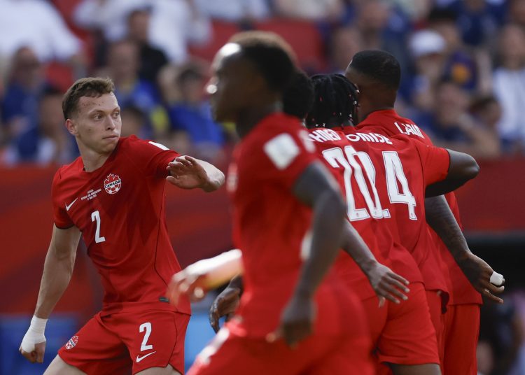 La selección de Canadá no pudo celebrar un triunfo en su debut como coanfitriona del Mundial 2026 y pese a las ganas y a su juego voluntarioso solo empató 1-1