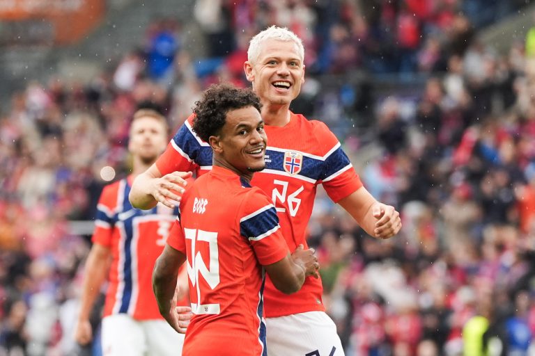 Noruega muestra fortaleza ante Suecia