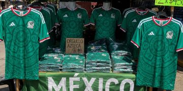 Concanaco alerta: la piratería podría quedarse con buena parte de la derrama del Mundial