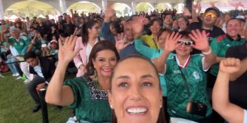 Sheinbaum y Brugada disfrutan inauguración de la Fiesta del Futbol en el Deportivo Los Galeana