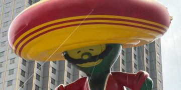 Catrinas, futbol y mariachis: así se vivió el Gran Desfile Mundialista en la capital