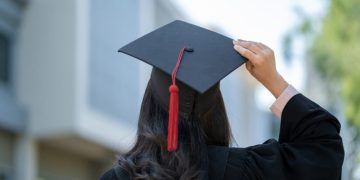 Temporada de graduaciones impulsará ventas hasta 10% en comercios y servicios