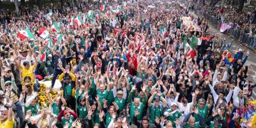 CDMX hace historia y rompe Récord Guinness con la ola humana más grande del mundo