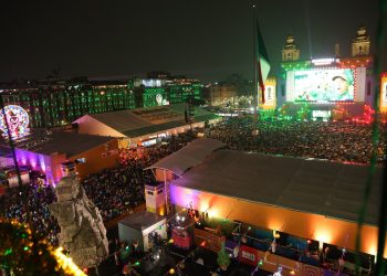 Más de 200 mil personas se reunión en el Centro Histórico para ver el triunfo de la Selección Mexicana